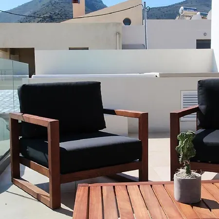 Katikia Luxury Living Apartment *