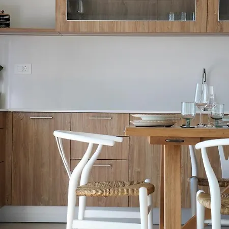 Katikia Luxury Living Apartment *